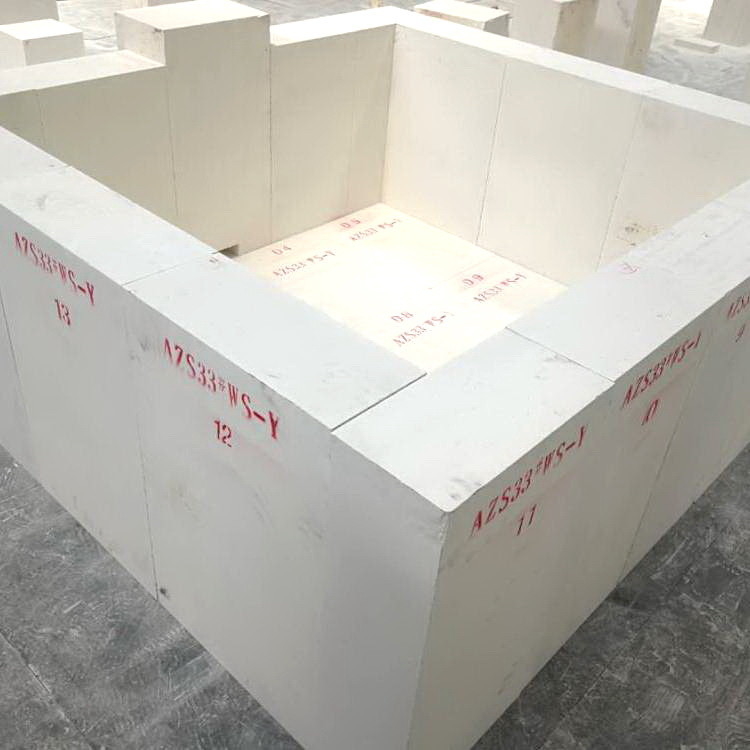 Oblique Casting Fused AZS Bricks Zirconium Corundum Brick Low thermal Expansion