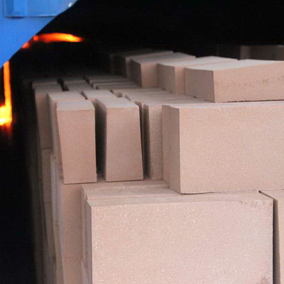 Backing Kiln Door Lining Bricks Zhengzhou Lightweight Fire Clay Insulating Bricks