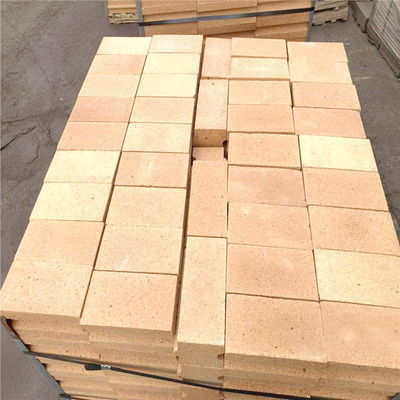 Backing Kiln Door Lining Bricks Zhengzhou Lightweight Fire Clay Insulating Bricks